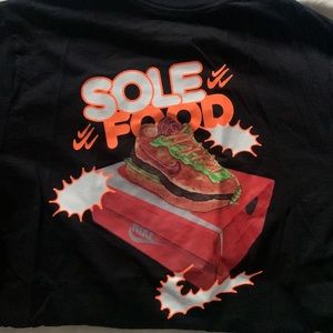 Nike “Sole Food” unisex t-shirt medium like new